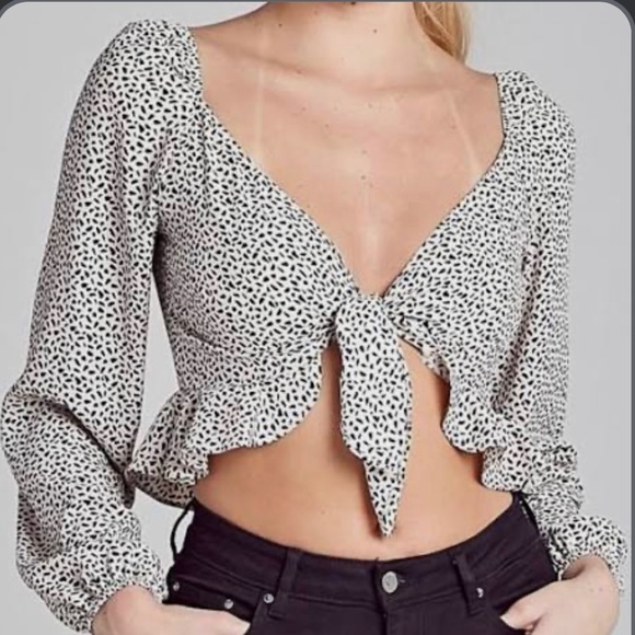 BRAND NEW Front tie top - Picture 1 of 5